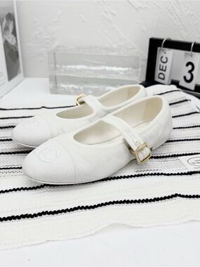 CHANEL White Mary Jane Ballet Flats with Gold Buckle